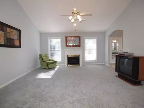 111 Longleaf Dr, West End, NC 27376 photo 5