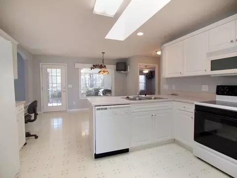 111 Longleaf Dr, West End, NC 27376 photo 11