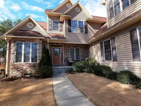 108 Rector Dr, West End, NC 27376 photo 2