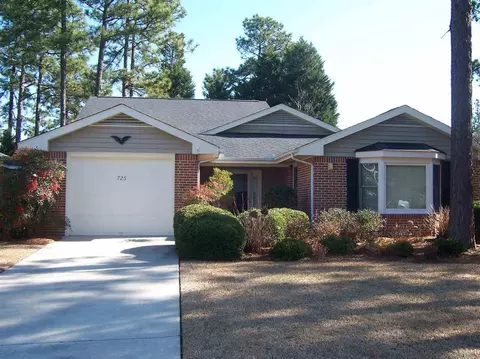 725 Pinehurst Trace Dr, Pinehurst, NC 28374 photo 1