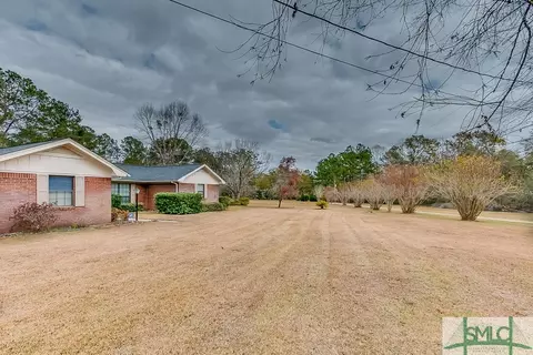 341 Forest Rd, Springfield, GA 31329 photo 2