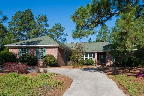 7 Wampanoag Ln, Pinehurst, NC 28374 photo 1