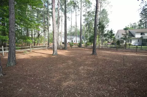 165 Longleaf Dr, West End, NC 27376 photo 25