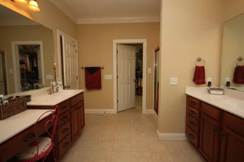 165 Longleaf Dr, West End, NC 27376 photo 13