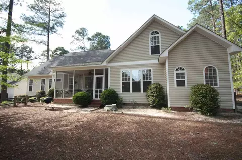 165 Longleaf Dr, West End, NC 27376 photo 24