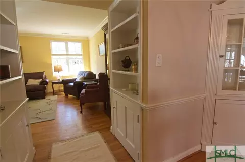 330 E 54th St, Savannah, GA 31405 photo 8
