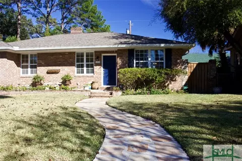 330 E 54th St, Savannah, GA 31405 photo 2