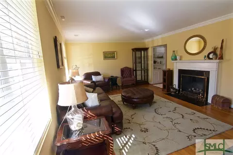 330 E 54th St, Savannah, GA 31405 photo 5