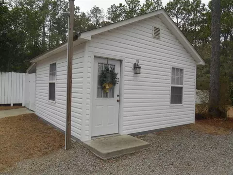 98 Pineland Dr, Hamlet, NC 28345 photo 17