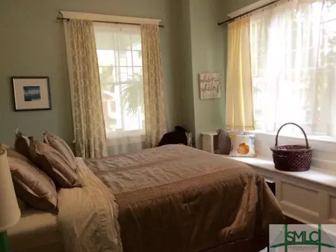 601 E 40th St, Savannah, GA 31401 photo 9