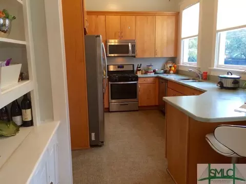 601 E 40th St, Savannah, GA 31401 photo 8