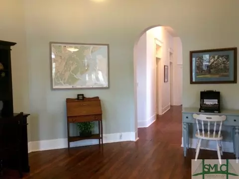 601 E 40th St, Savannah, GA 31401 photo 4