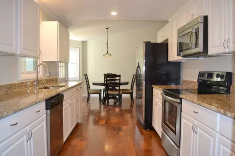111 Sage Ct, West End, NC 27376 photo 4