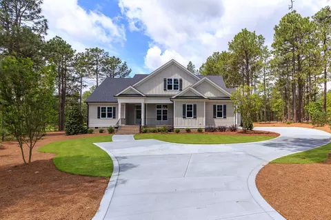 4 Greenock Ct, Pinehurst, NC 28374 photo 2