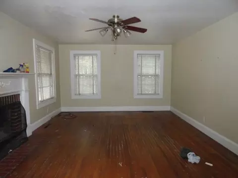 309 Mckinnon St, Hamlet, NC 28345 photo 4