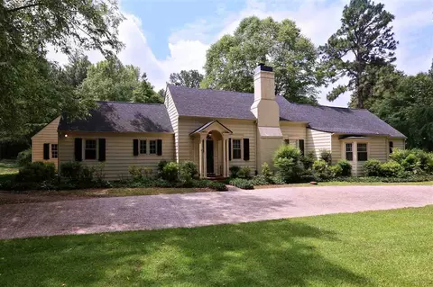 110 Linden Rd, Pinehurst, NC 28374 photo 1