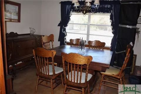 604 Early St, Springfield, GA 31329 photo 5