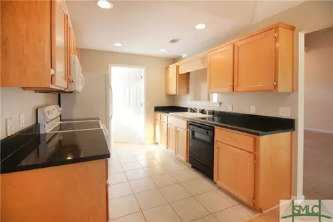 8 Coronado Ct, Pooler, GA 31322 photo 7