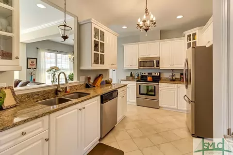9 Gresham Ln, Savannah, GA 31419 photo 4