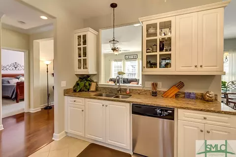 9 Gresham Ln, Savannah, GA 31419 photo 8