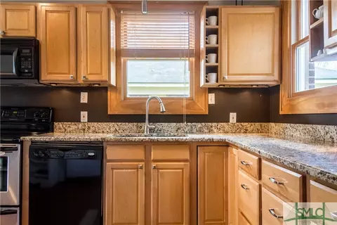 1111 E 51st St, Savannah, GA 31404 photo 12