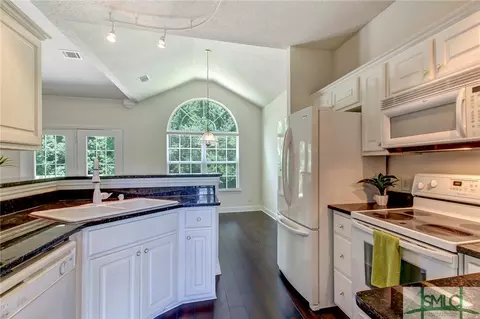 252 Pampas Dr, Pooler, GA 31322 photo 7