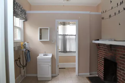 912 Hylan Ave, Hamlet, NC 28345 photo 10