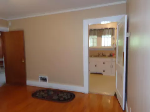 517 Madison Ave, Hamlet, NC 28345 photo 7