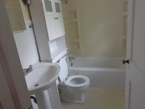 517 Madison Ave, Hamlet, NC 28345 photo 6