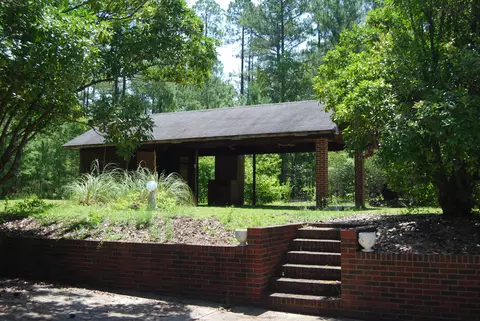111 Memory, Aberdeen, NC 28315 photo 3