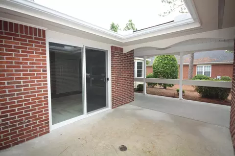 215 Mockingbird Ct, Pinehurst, NC 28374 photo 4