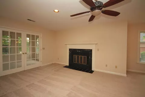 215 Mockingbird Ct, Pinehurst, NC 28374 photo 5