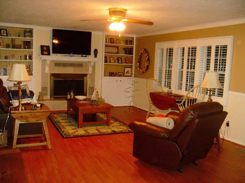 101 Dixie Trl, Hamlet, NC 28345 photo 9