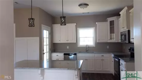 303 Canopy Ct, Brooklet, GA 30415 photo 2
