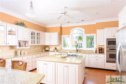 2 Springpine Ln, Savannah, GA 31411 photo 9