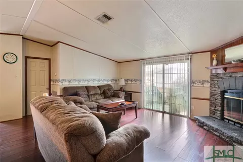 346 Mockingbird Dr, Springfield, GA 31329 photo 6