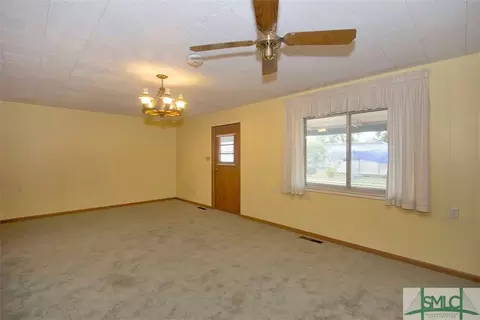 704 Park Ave, Claxton, GA 30417 photo 17