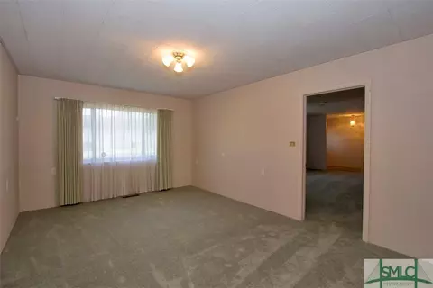 704 Park Ave, Claxton, GA 30417 photo 3