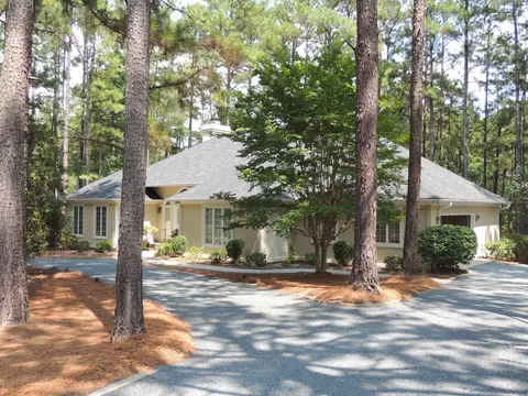 38 Edinburgh Ln, Pinehurst, NC 28374 photo 1