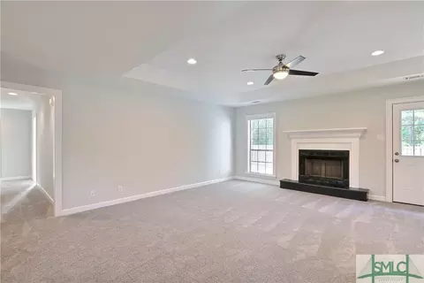 813 Robin Dr, Pooler, GA 31322 photo 5