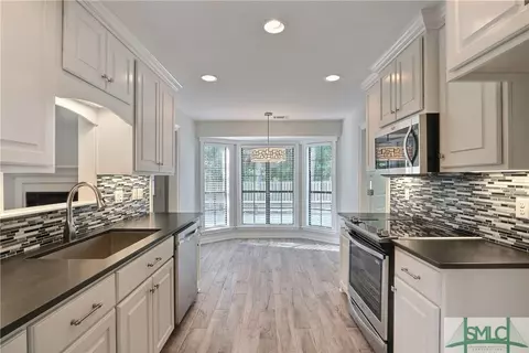 813 Robin Dr, Pooler, GA 31322 photo 9