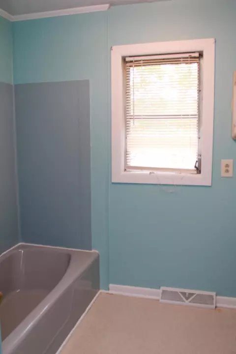 612 Boyette St, Hamlet, NC 28345 photo 11