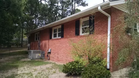 1008 Rice St, Hamlet, NC 28345 photo 2