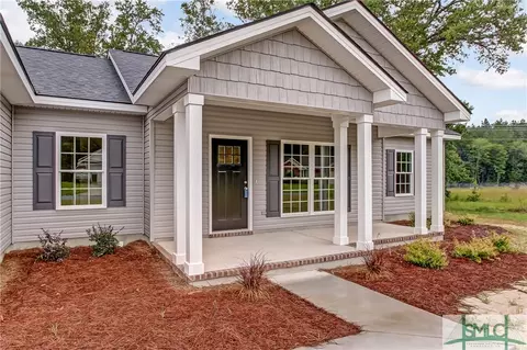 302 Mallard Pointe Dr, Rincon, GA 31326 photo 2