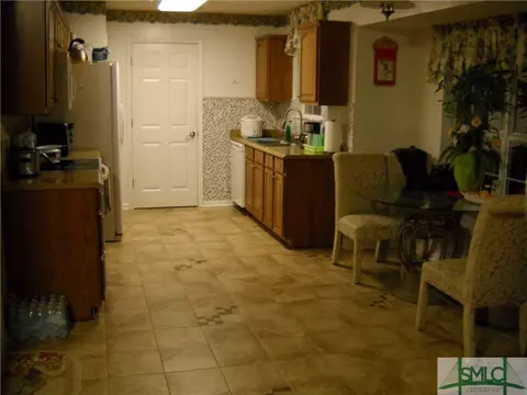 103 E 9th St, Rincon, GA 31326 photo 3