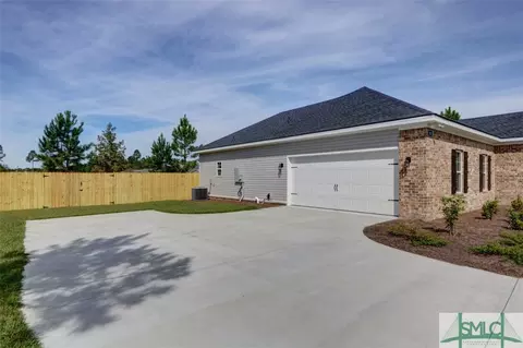 102 Gabrielle Dr, Guyton, GA 31312 photo 2