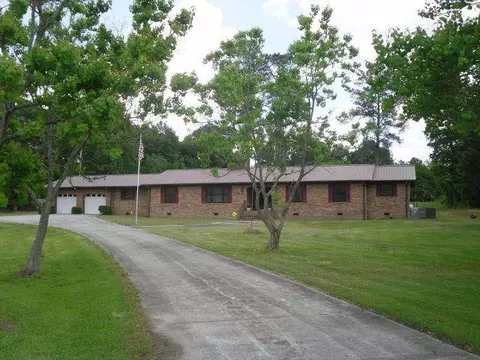 134 Broad St, Hamlet, NC 28345 photo 1