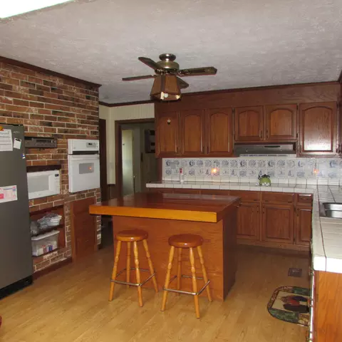 134 Broad St, Hamlet, NC 28345 photo 3