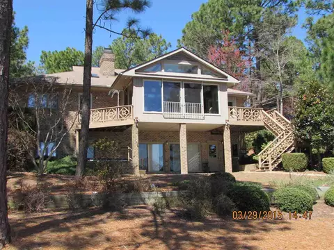 138 Firetree Ln, West End, NC 27376 photo 3