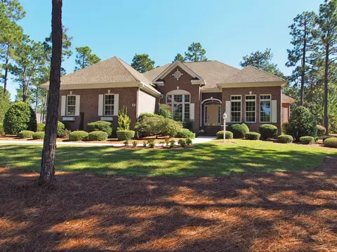 8 Galston Ct, Pinehurst, NC 28374 photo 1